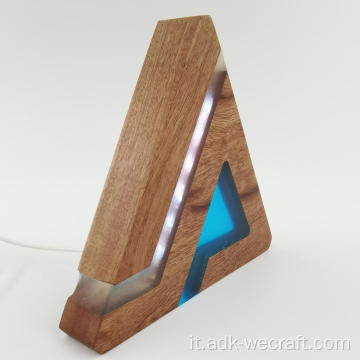 Senso della futura lampada in resina in legno per la decorazione domestica